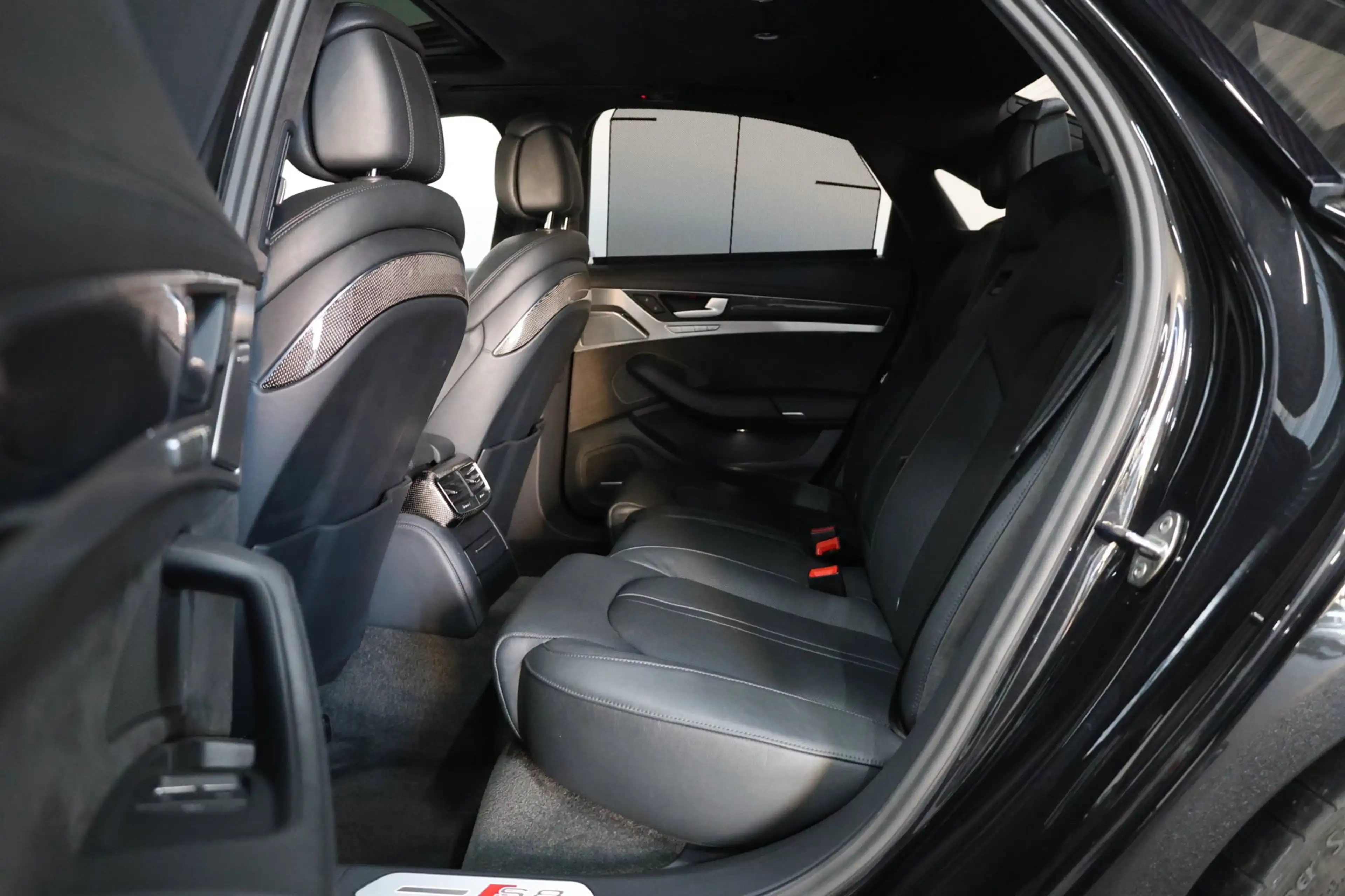 Audi S8 4.0 TFSI quattro KERAMISCH/NACHTZICHT/LUCHTV/SOFTC — photo 12