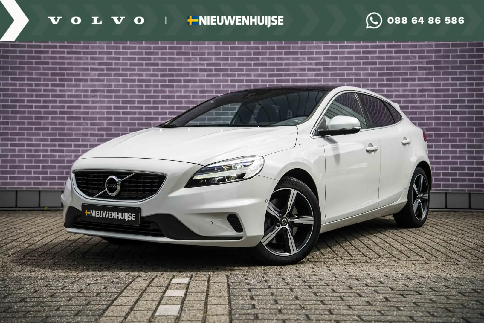Volvo V40 1.5 T3 Polar+ Sport | Standkachel | keyless | Pano Wit - 1