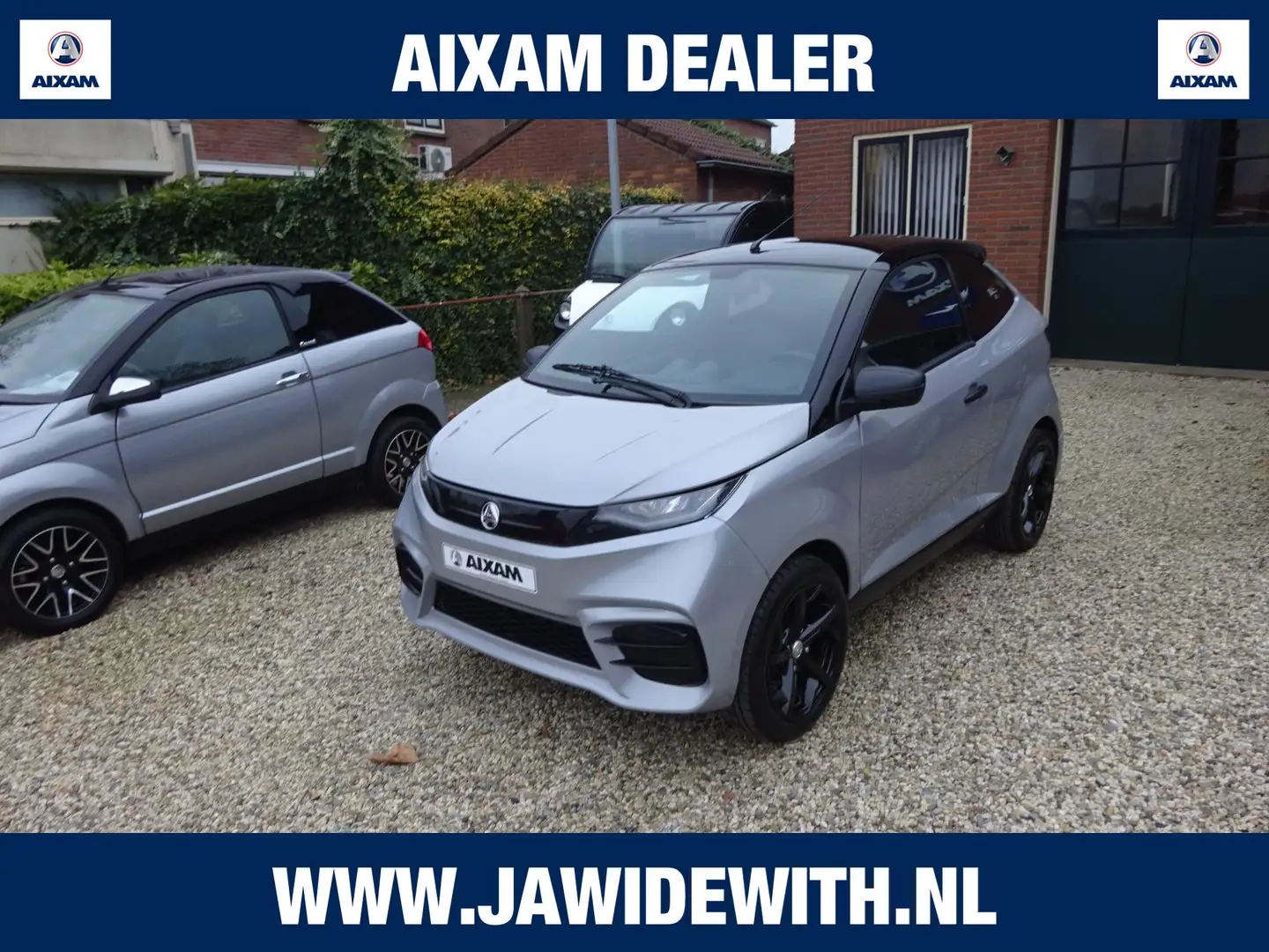 Aixam Coupe E Sport Achteruitrijcamera, Parkeersensoren, Elekt Silber - 1