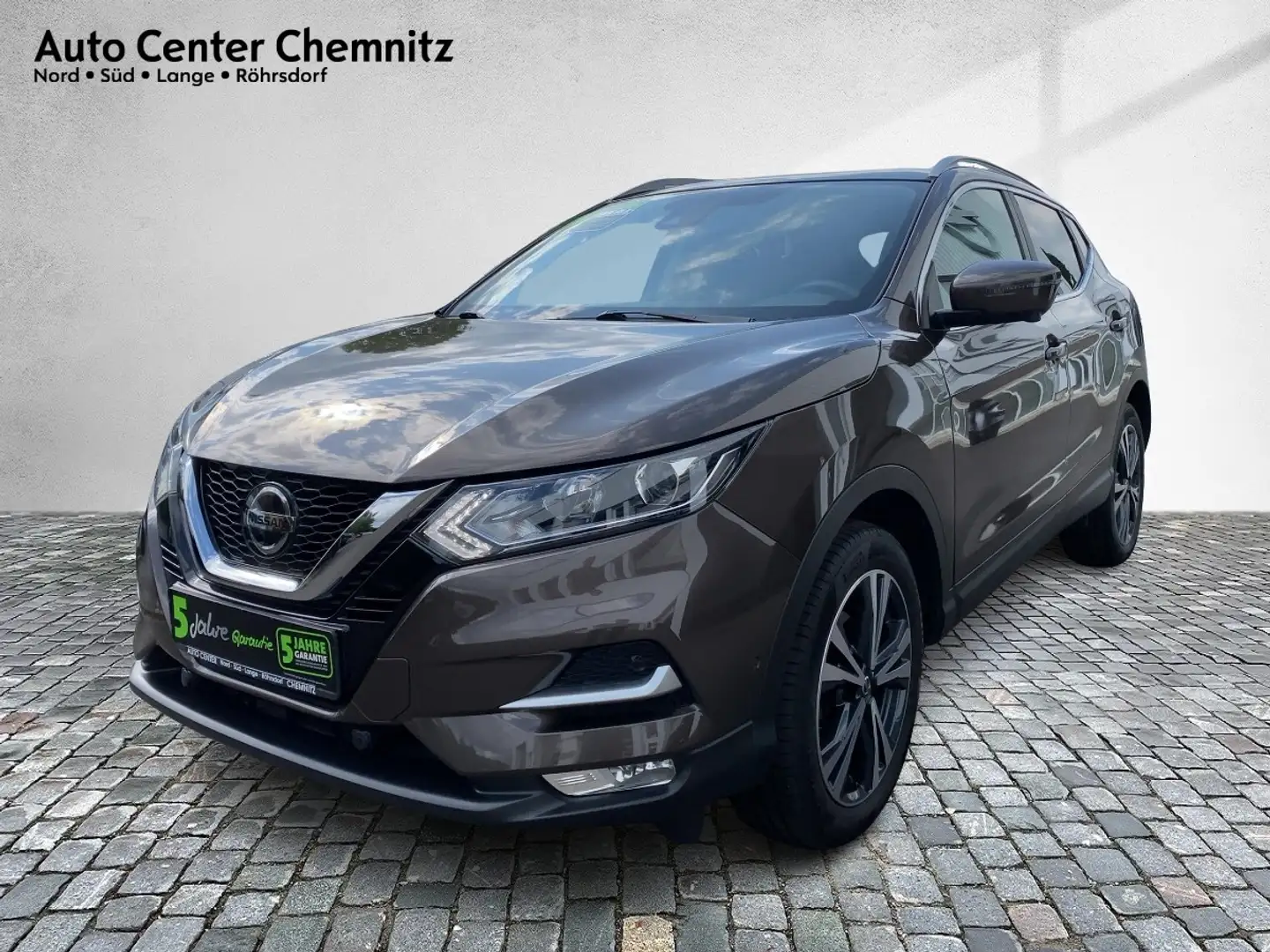 Nissan Qashqai 1.3 N-Connecta Navi/Panodach/SHZ/PDC/360° Bronze - 2