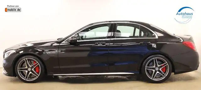 Mercedes-Benz C 63 Amg view 4