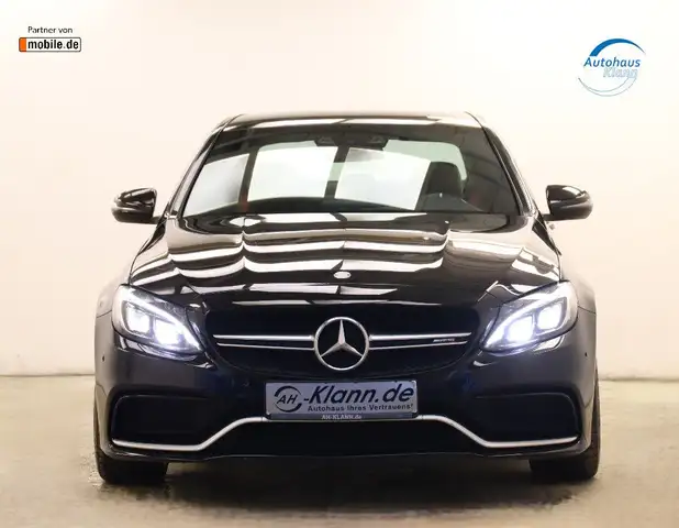 Mercedes-Benz C 63 Amg view 2