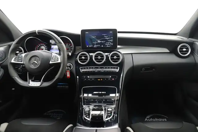 Mercedes-Benz C 63 Amg view 14