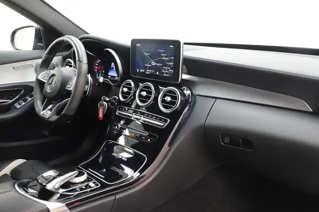 Mercedes-Benz C 63 Amg view 15