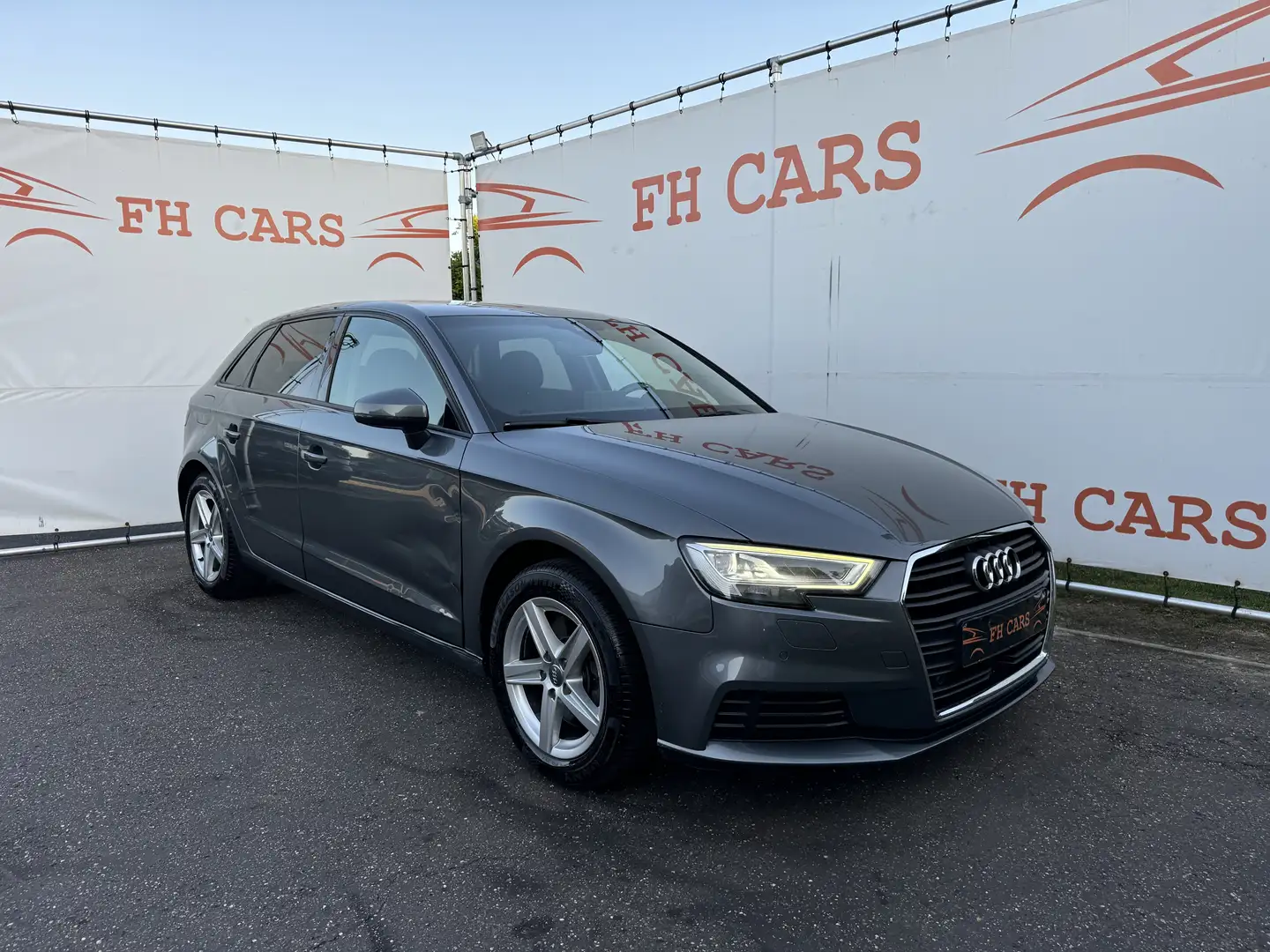 Audi A3 2.0 TDI S tronic*VIRTUAL CO*MATRIX*FULL LED*CAMERA - 1