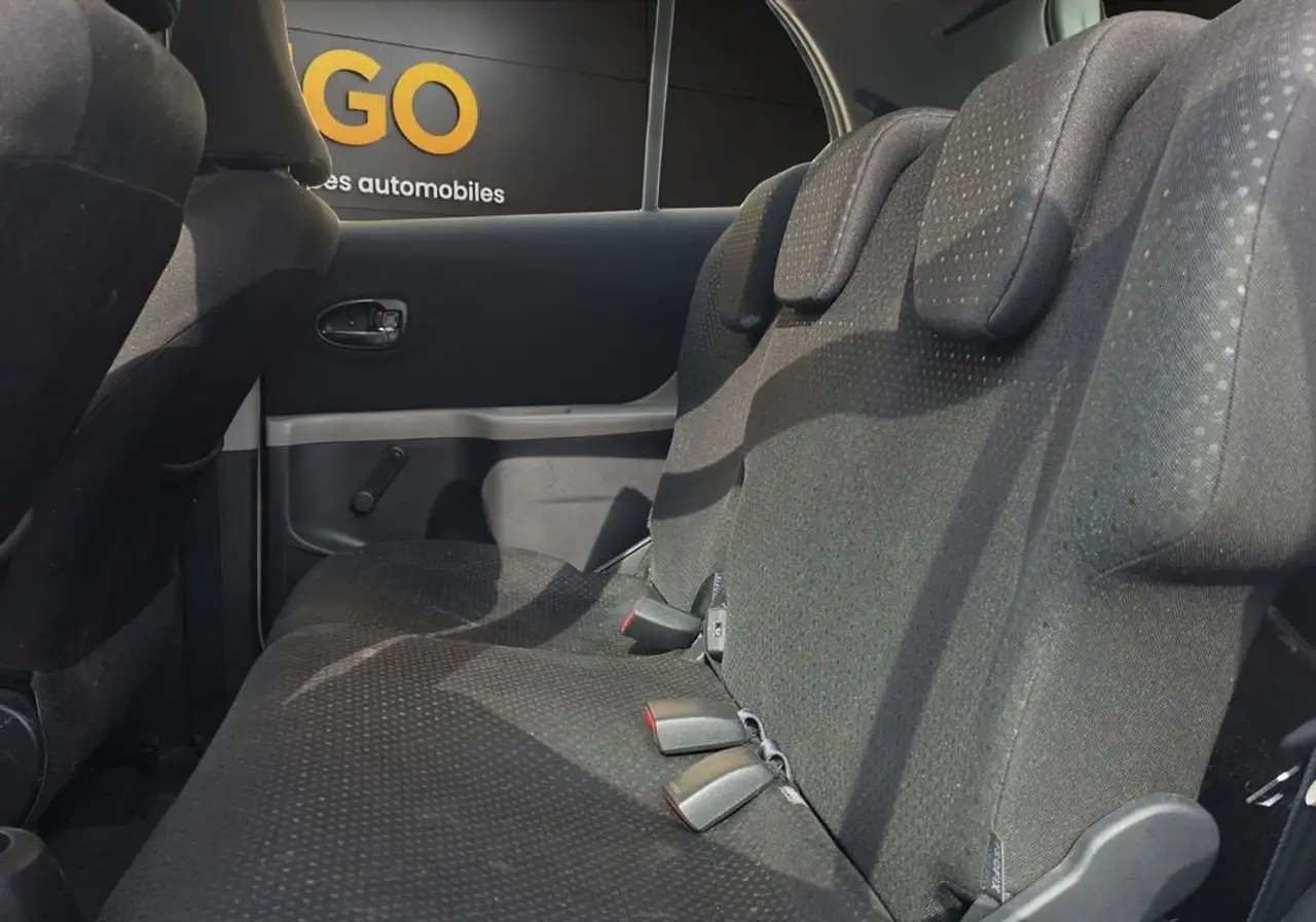 Toyota Yaris Yaris — photo 6