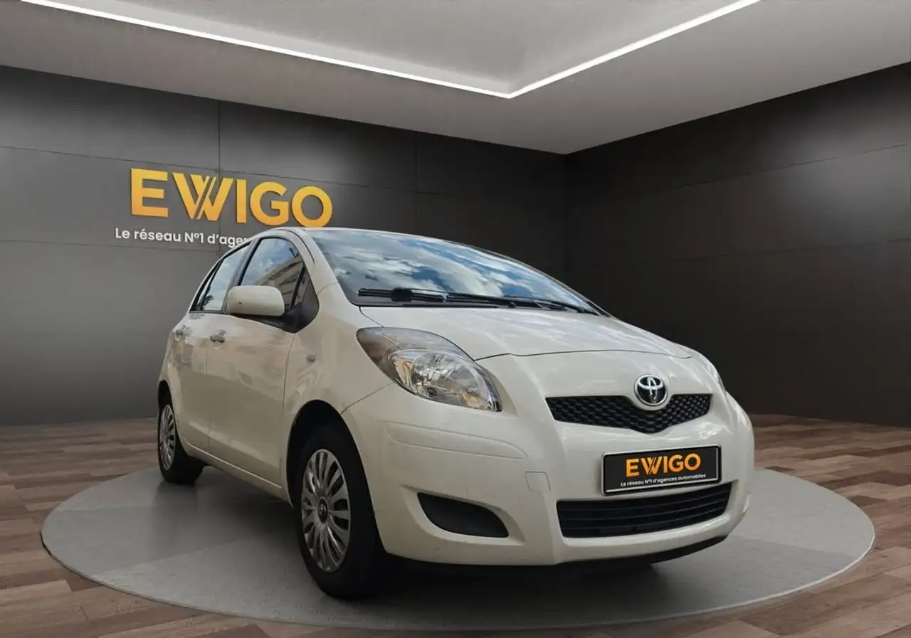 Toyota Yaris Yaris — photo 19