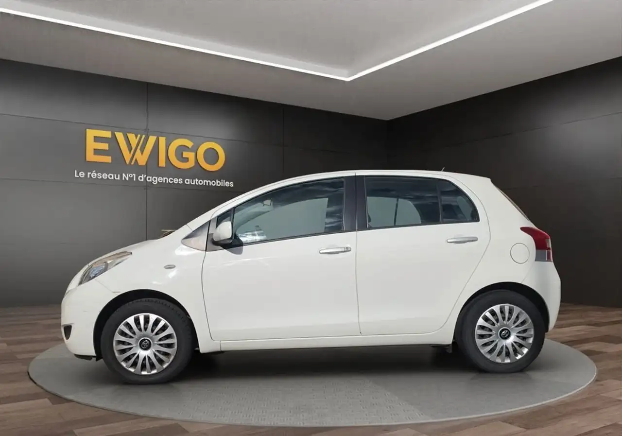 Toyota Yaris Yaris — photo 8