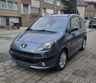1.6i Sporty 2Tronic