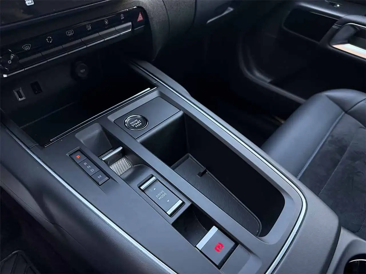 Citroen C5 Aircross Shine TELECAMERA PELLE CARPLAY CERCHI 19' IVA ESP 17
