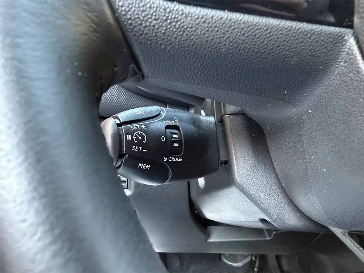 Citroen C5 Aircross Shine TELECAMERA PELLE CARPLAY CERCHI 19' IVA ESP 14