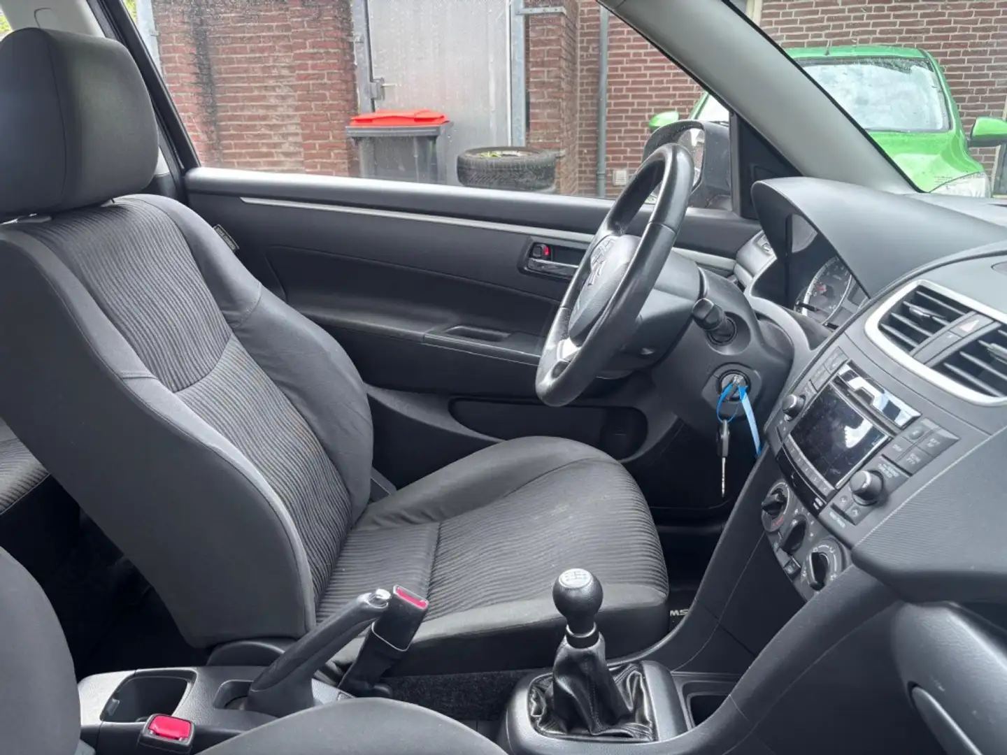 Suzuki Swift 1.2 Comfort Negru - 2