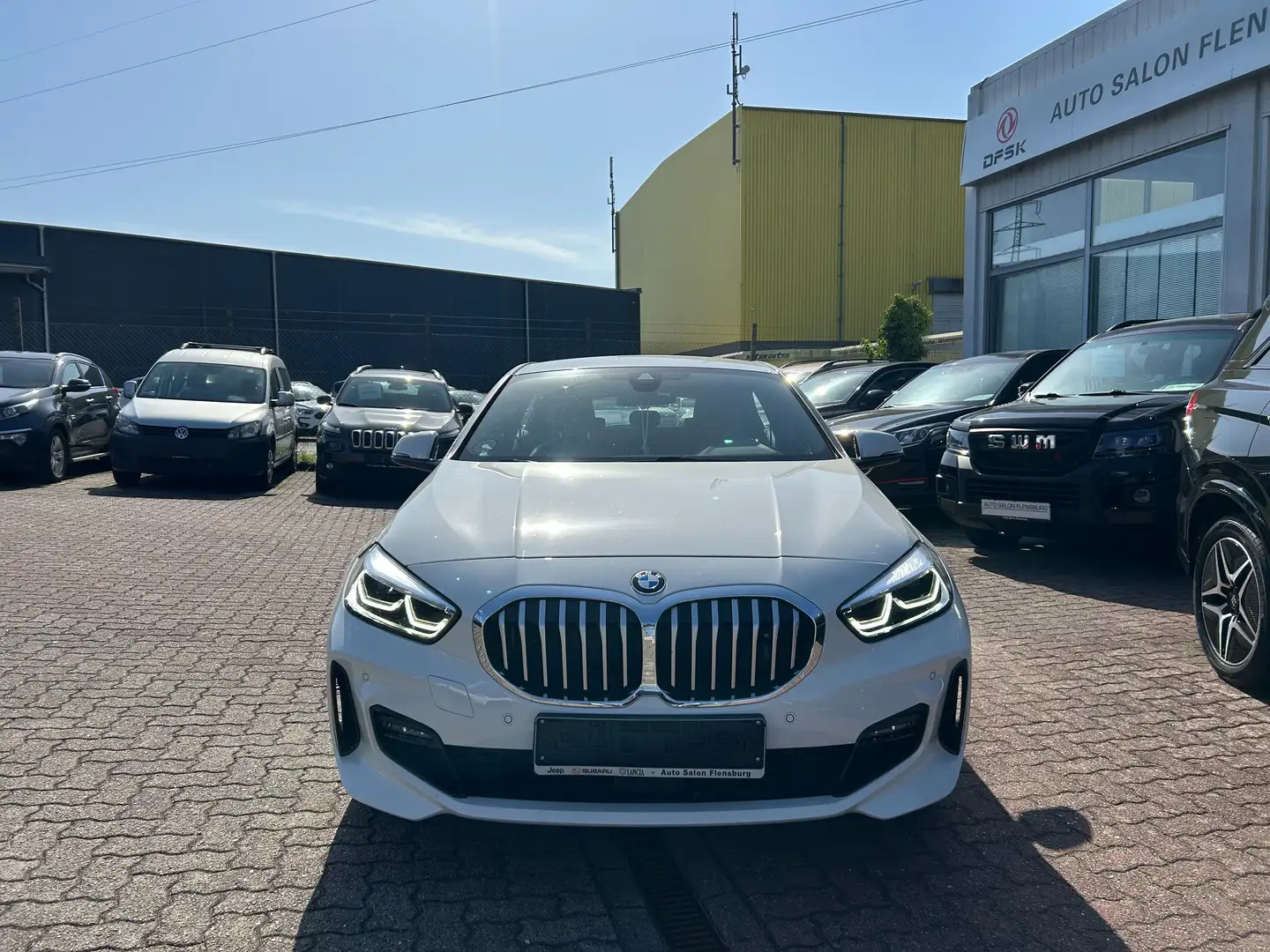 BMW 118 i M Sport*Leder*Navi*Tempomat*Spurhalteassistent Blanc - 2