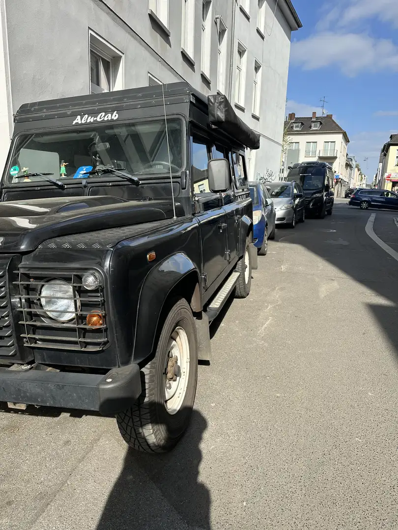 Land Rover Defender 110 Station Wagon E - 2