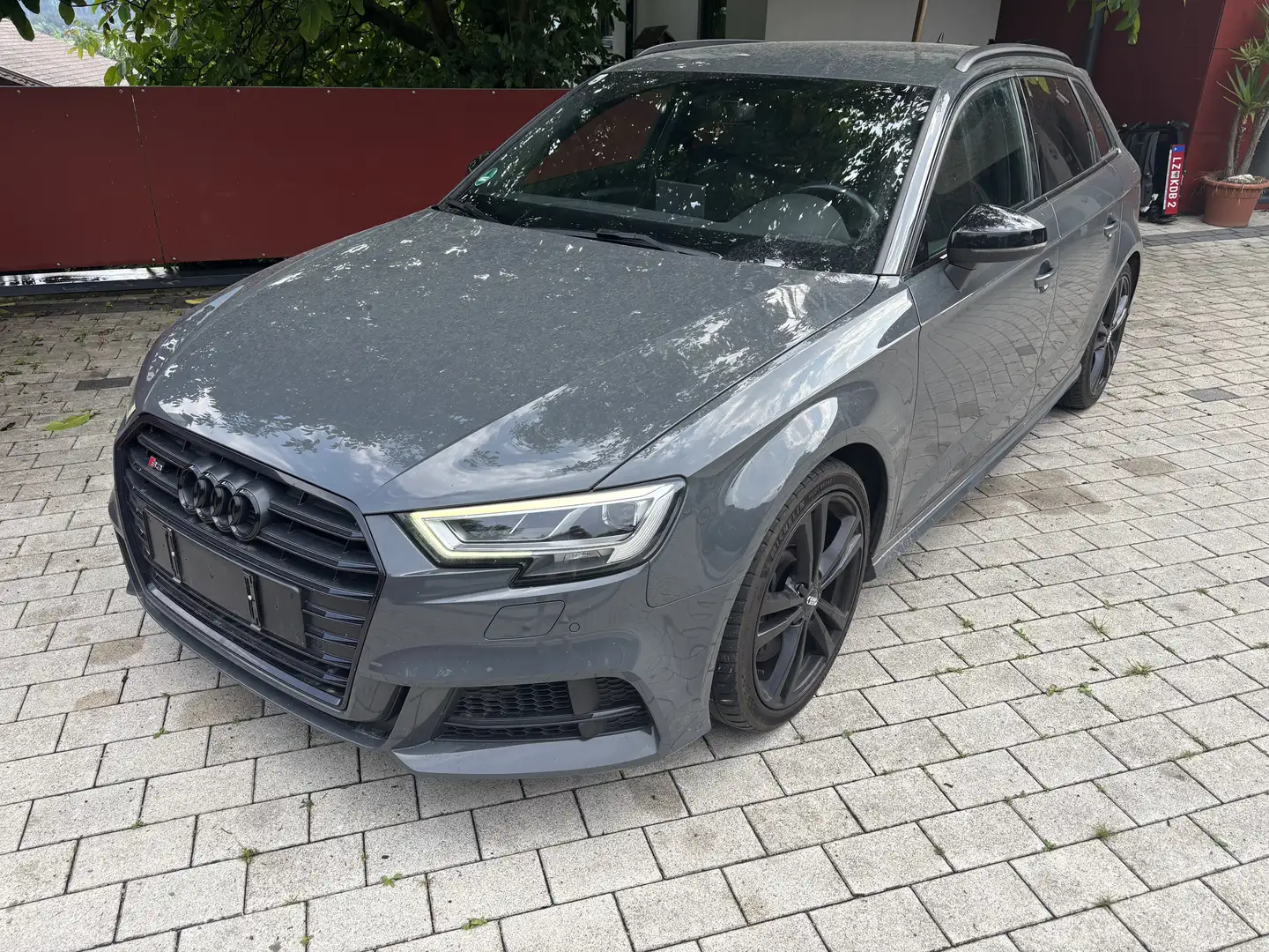 Audi S3 SB TFSI quattro S-tronic - 1