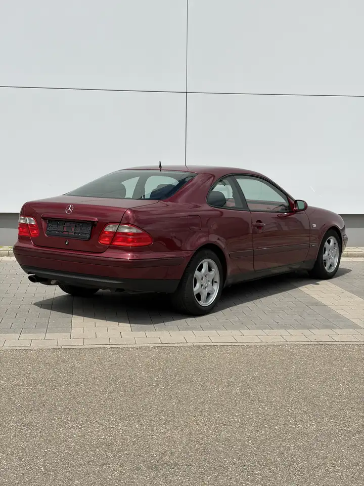 Mercedes-Benz CLK 200 Coupe Sport, foto 3