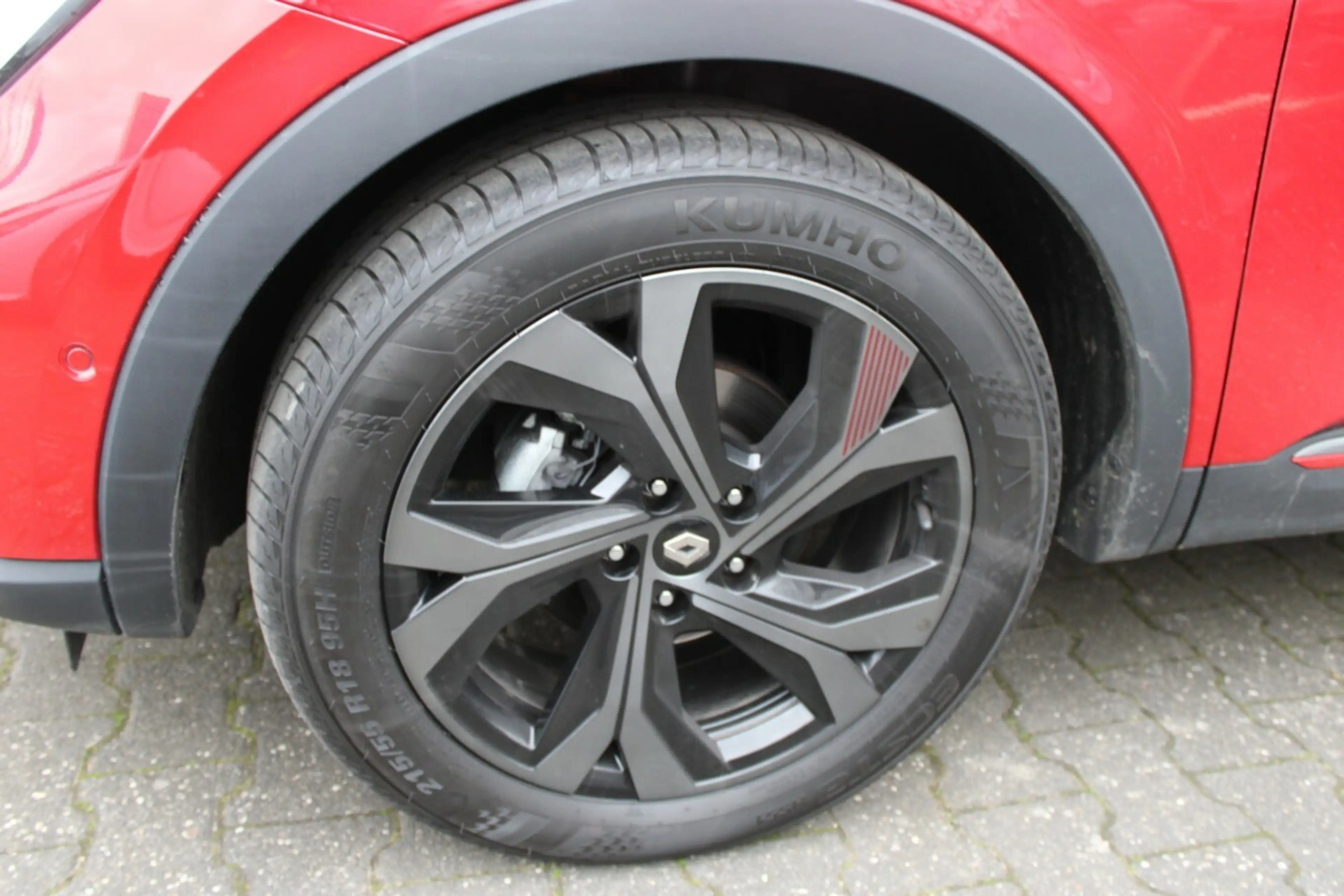 Renault Arkana TCe RS Line 160 EDC — photo 13