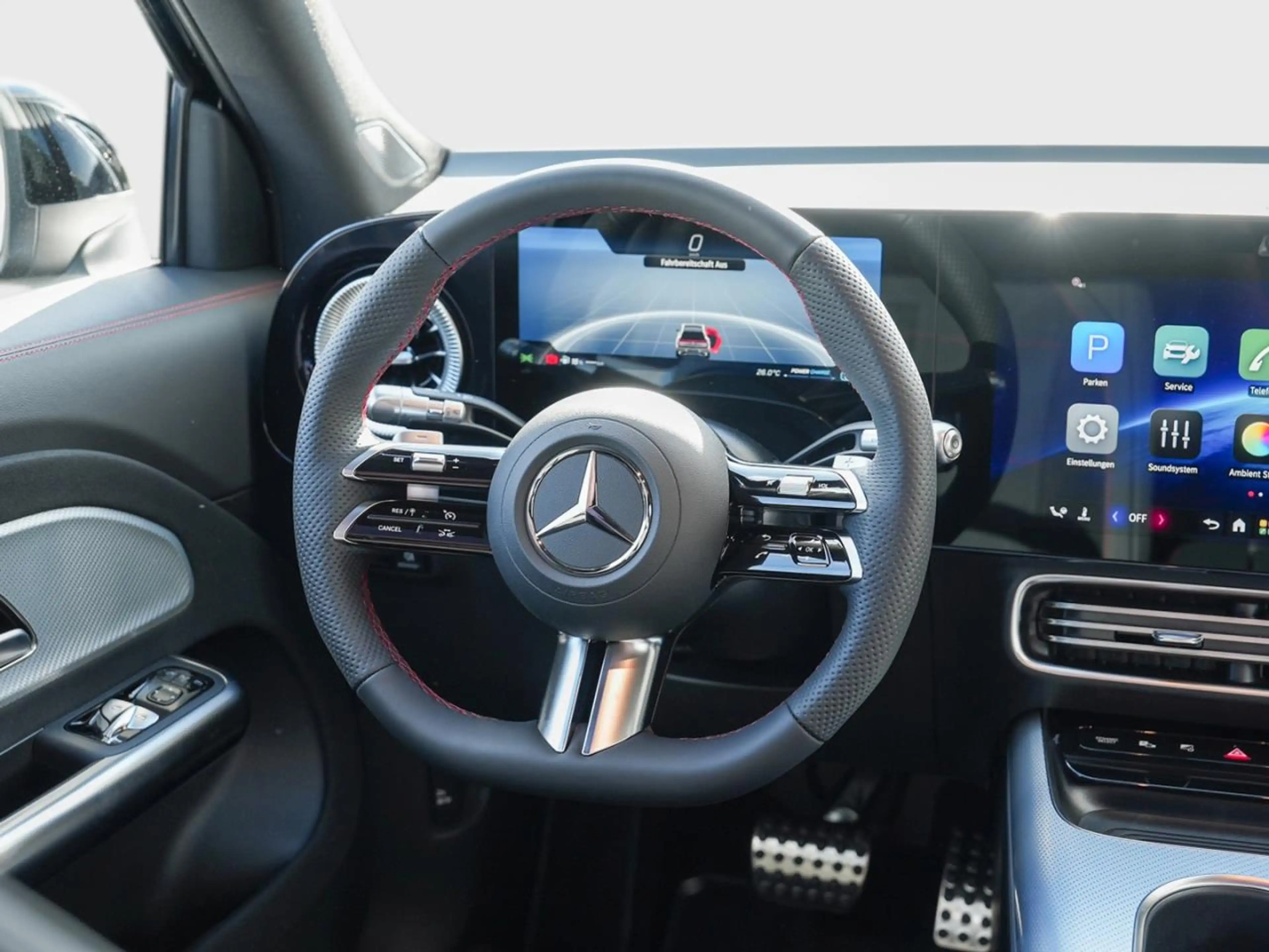 Mercedes-Benz GLB 200 AMG Distronic Panorama AHK EasyPack — photo 8