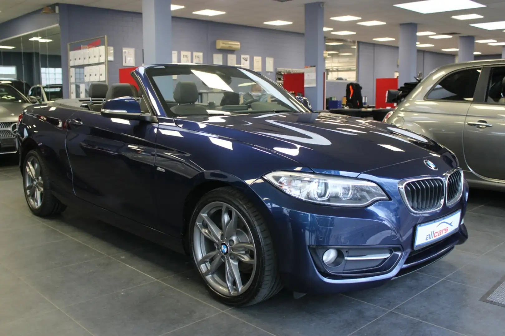 BMW 218 218d Cabrio Sport Line - Navi - Xenon - PDC - Blau - 1