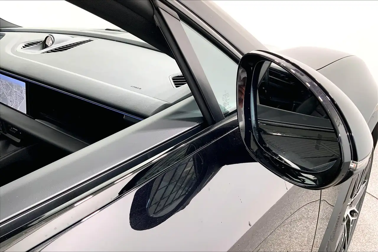 Porsche Macan снимка Porsche Macan