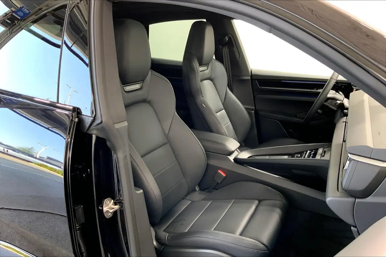 Porsche Macan снимка Porsche Macan
