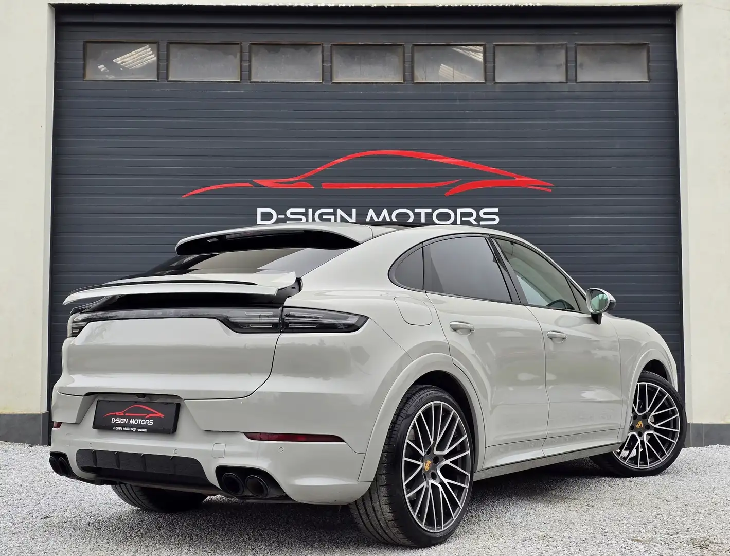 Porsche Cayenne COUPE 3.0 V6 (340ch) SPORT DESIGN 2020 100.960km Gris - 2