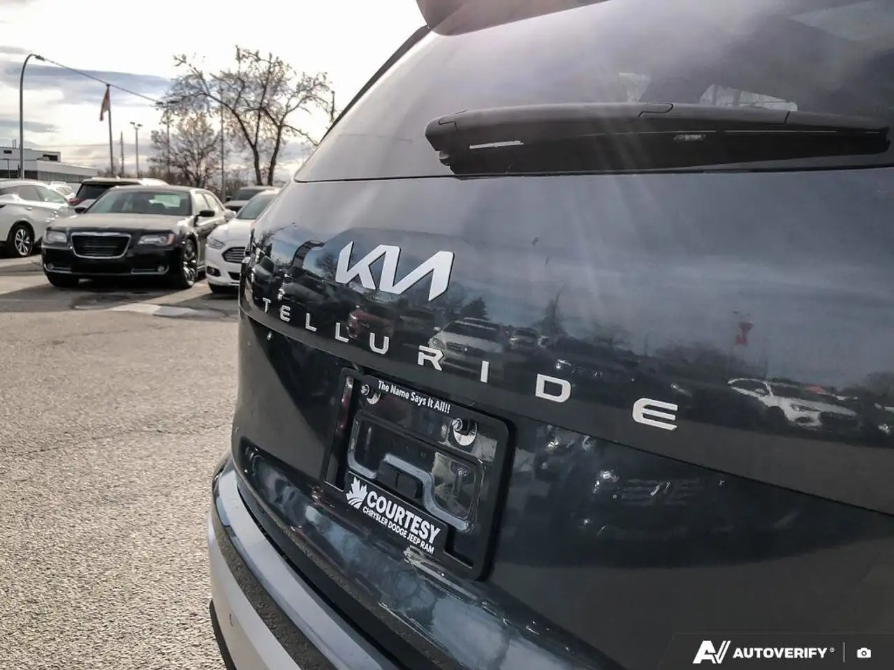 Kia Telluride снимка Kia Telluride