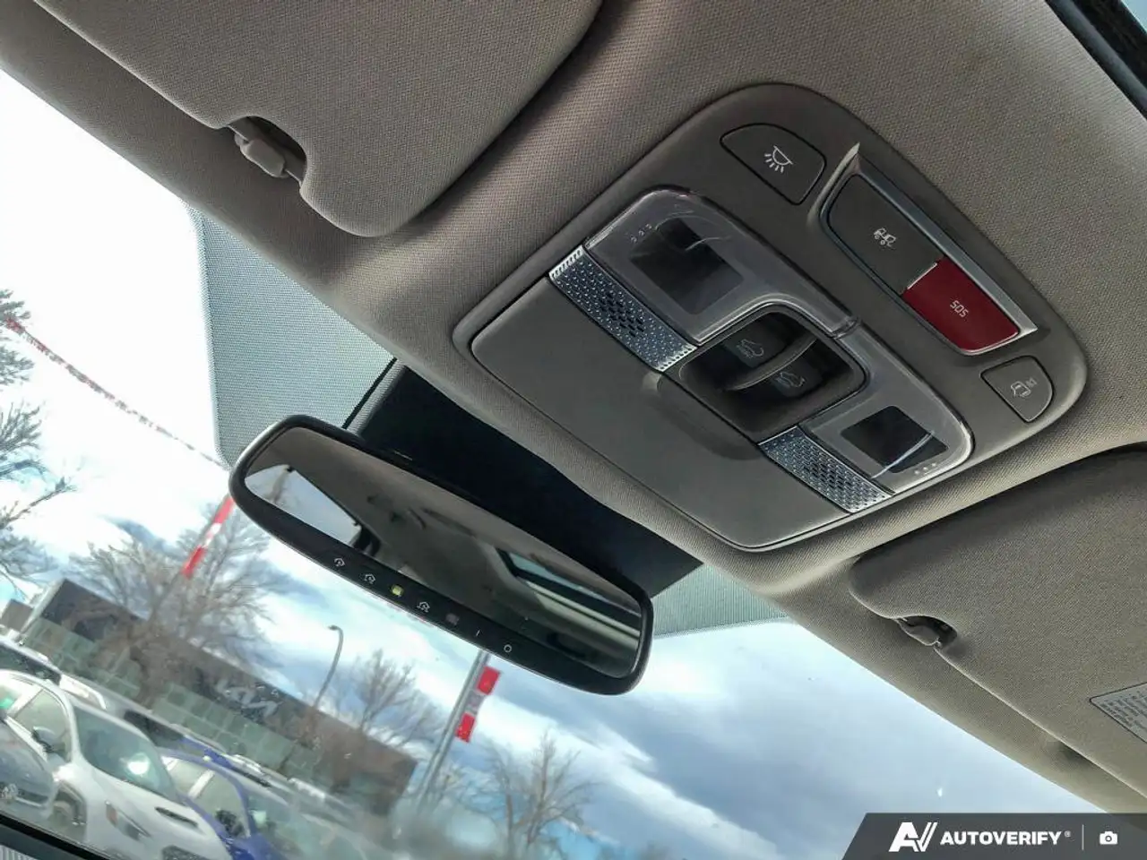 Kia Telluride снимка Kia Telluride