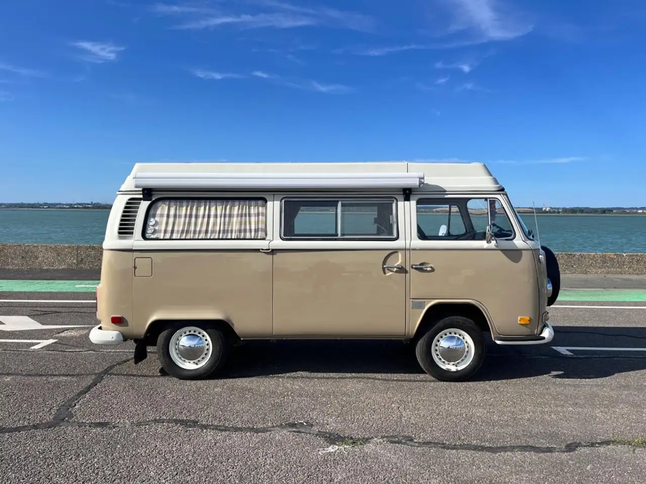 Volkswagen T2 Riviera, foto 2