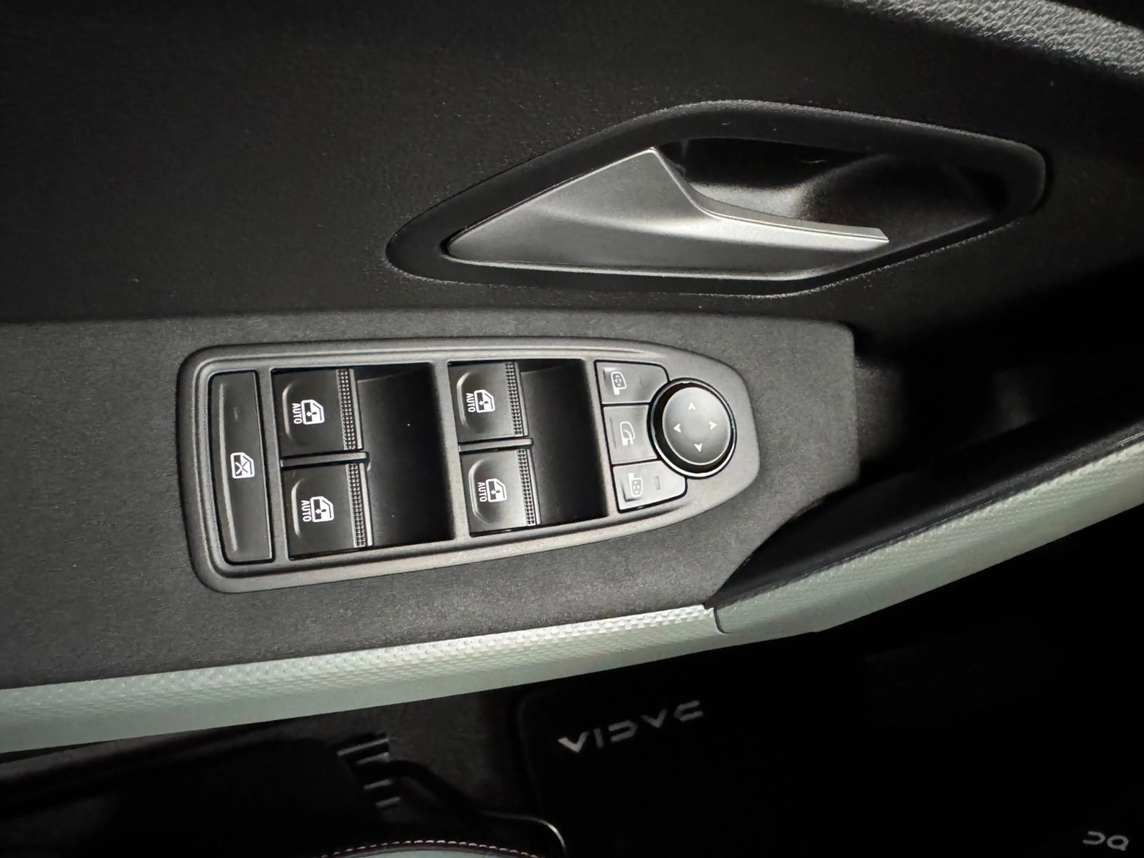 Dacia Duster III TCe 130 Extreme — photo 5