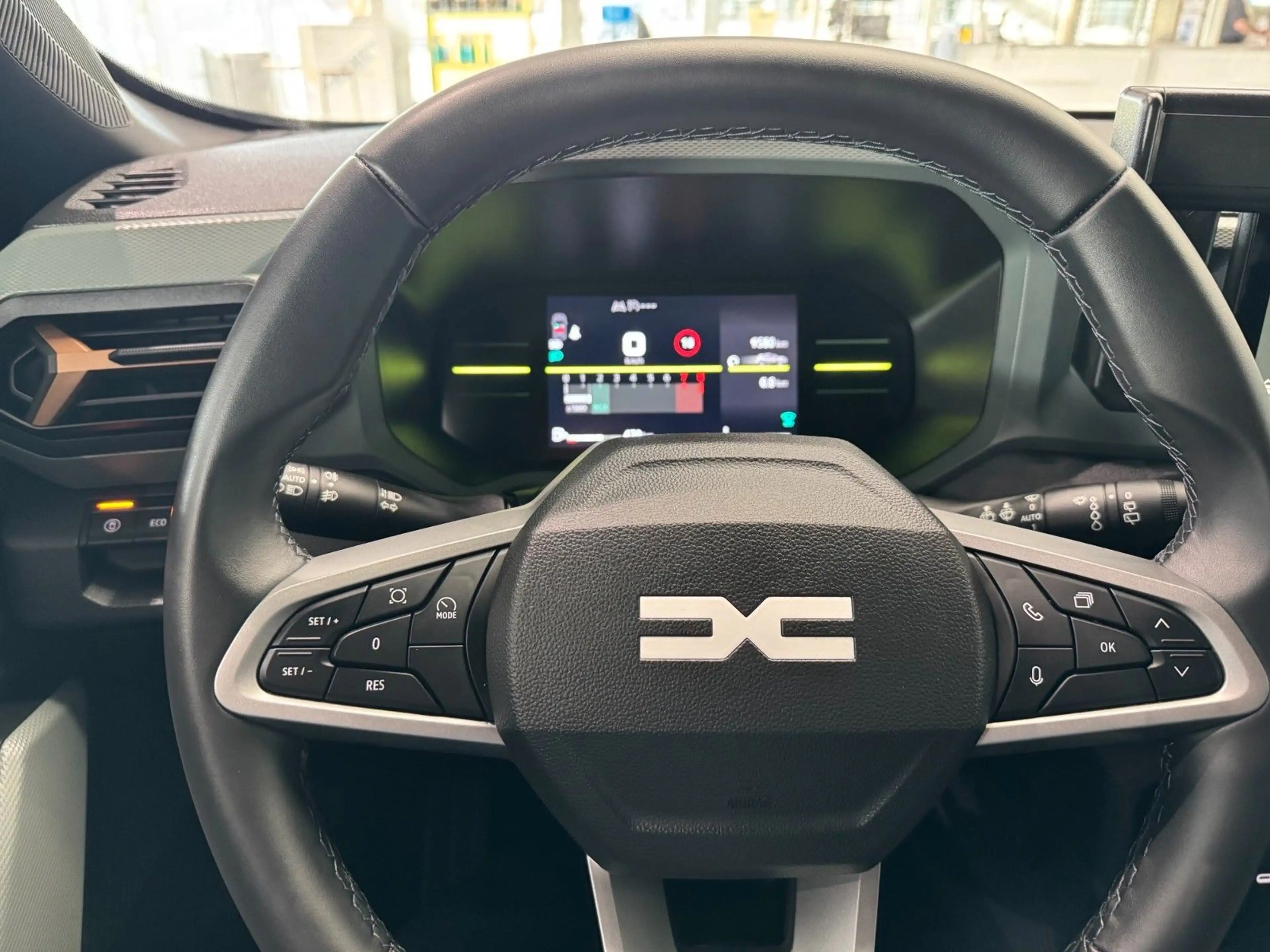 Dacia Duster III TCe 130 Extreme — photo 9