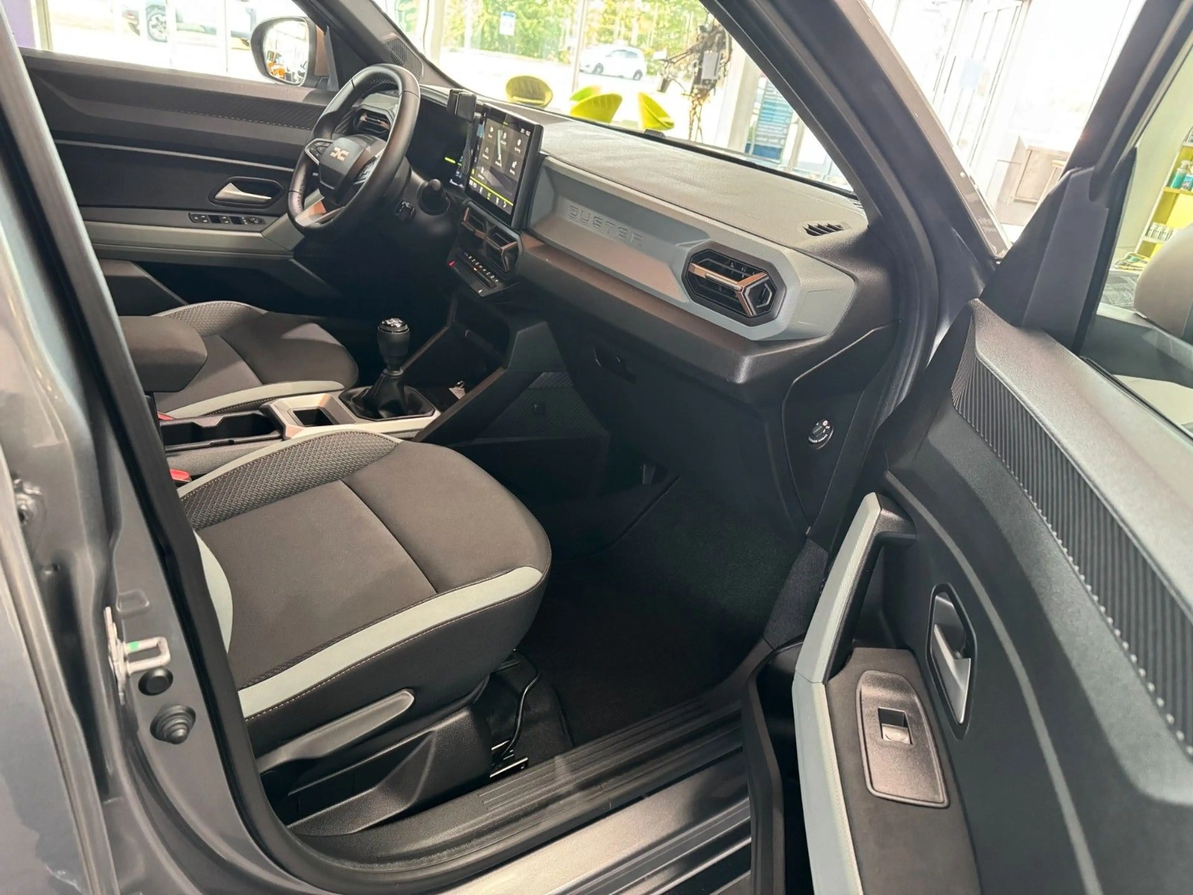 Dacia Duster III TCe 130 Extreme — photo 15
