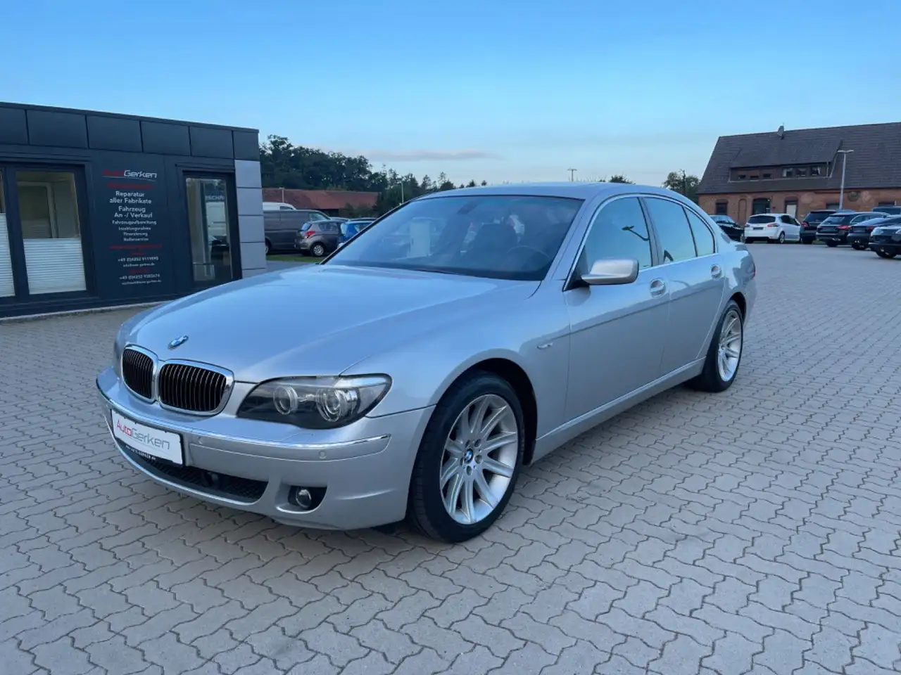 BMW 750