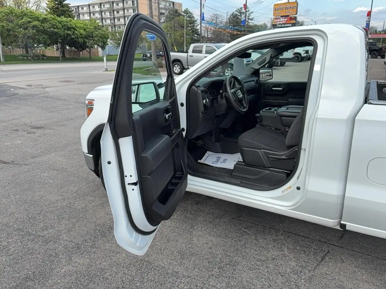 GMC Sierra 1500 снимка GMC Sierra 1500