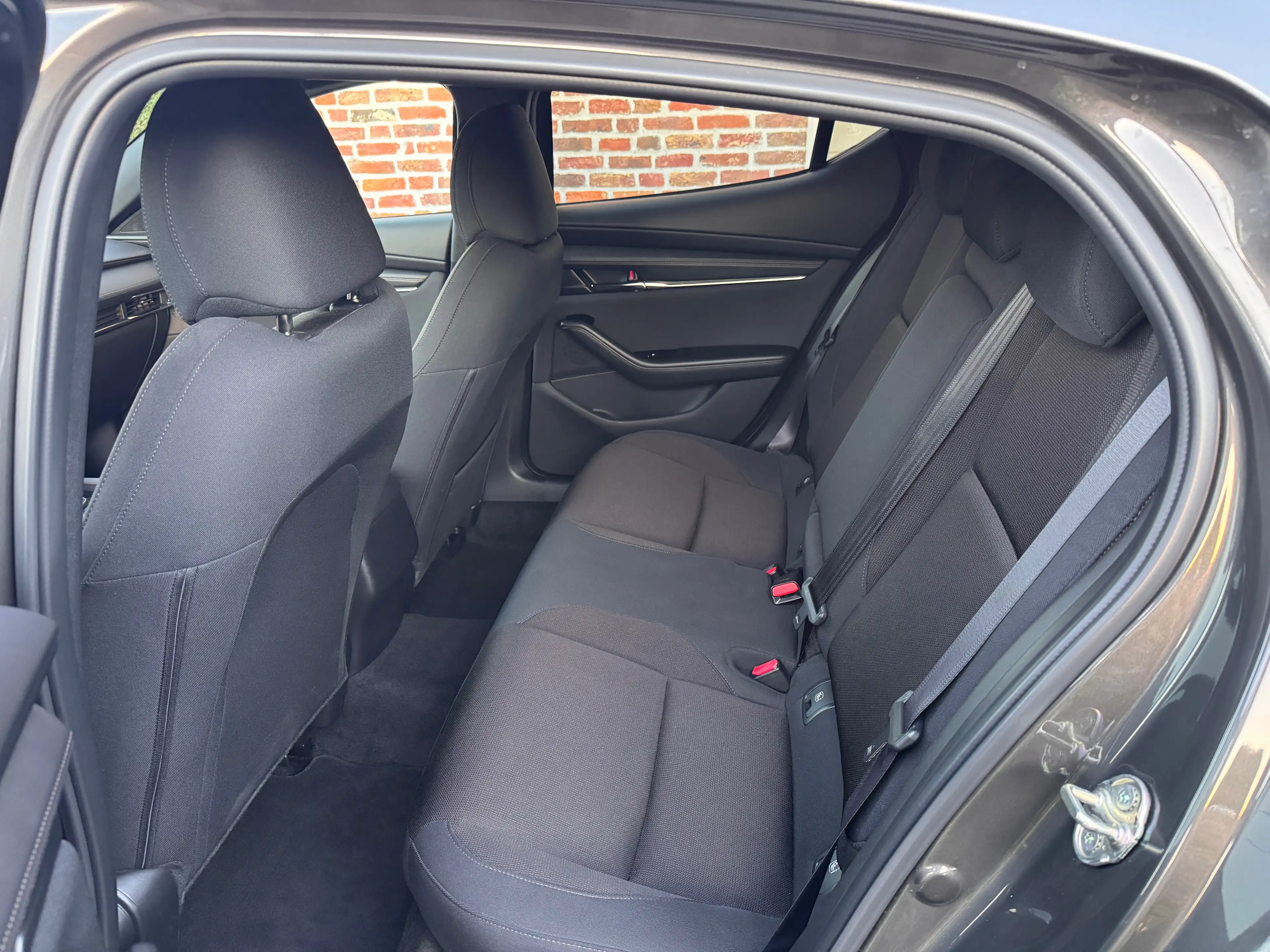 Mazda 3 2.0i e-Skyactiv-G Skydrive Sport - FULL — photo 14