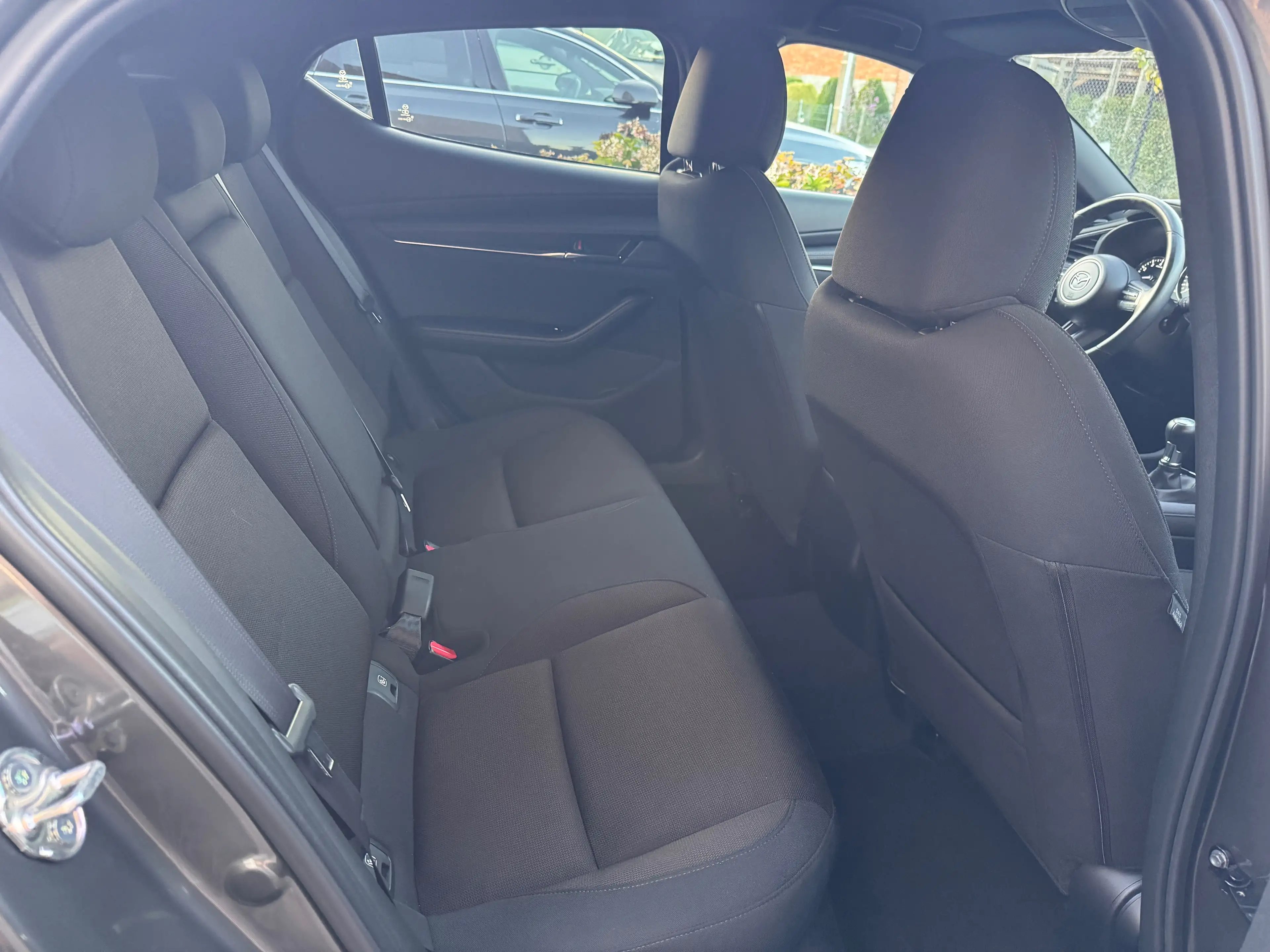 Mazda 3 2.0i e-Skyactiv-G Skydrive Sport - FULL — photo 15