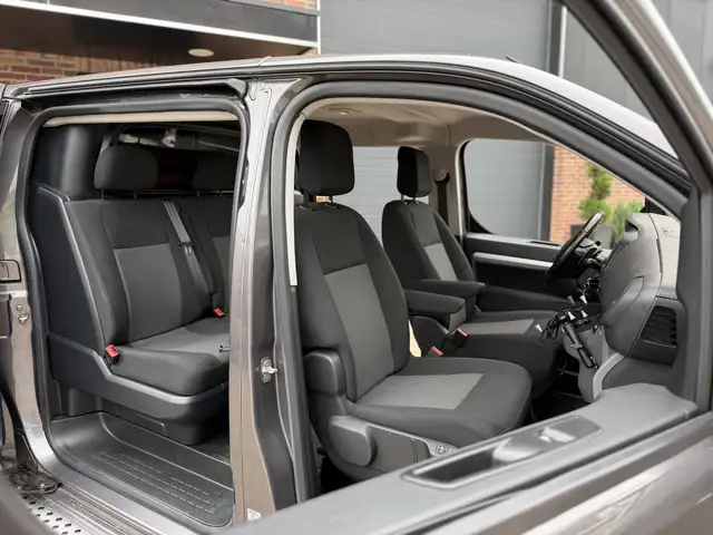 Peugeot Expert view 14