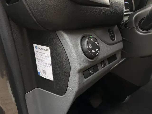 Peugeot Expert view 26