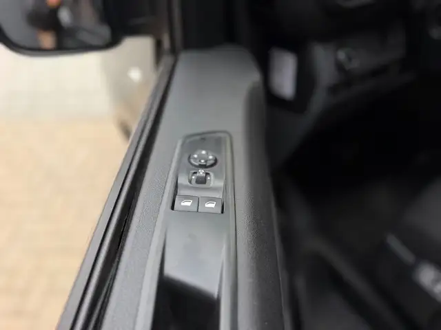 Peugeot Expert view 25