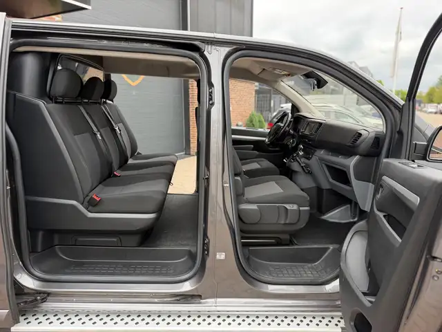 Peugeot Expert view 3