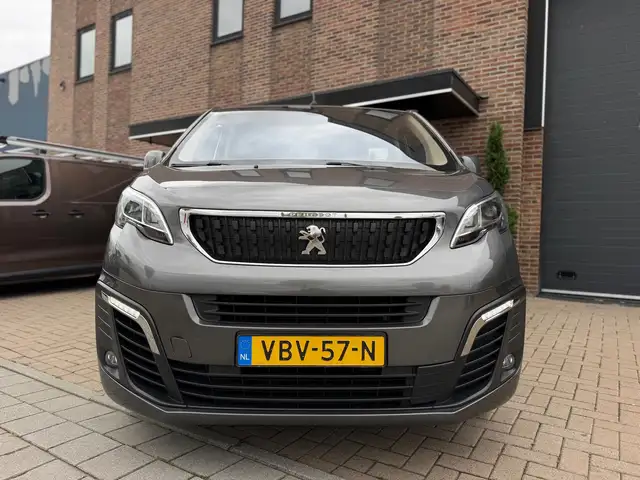 Peugeot Expert view 15
