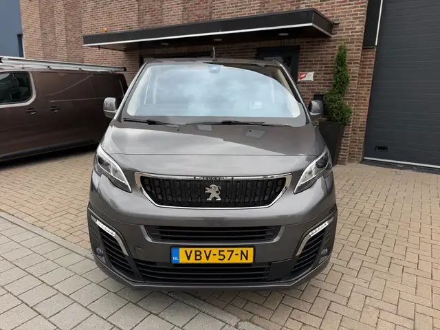 Peugeot Expert view 16