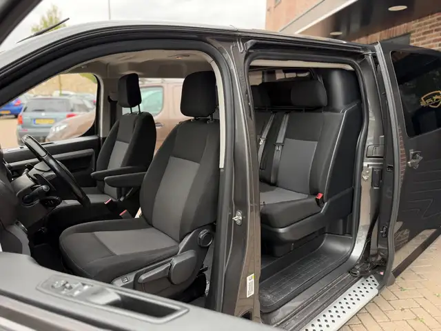 Peugeot Expert view 23