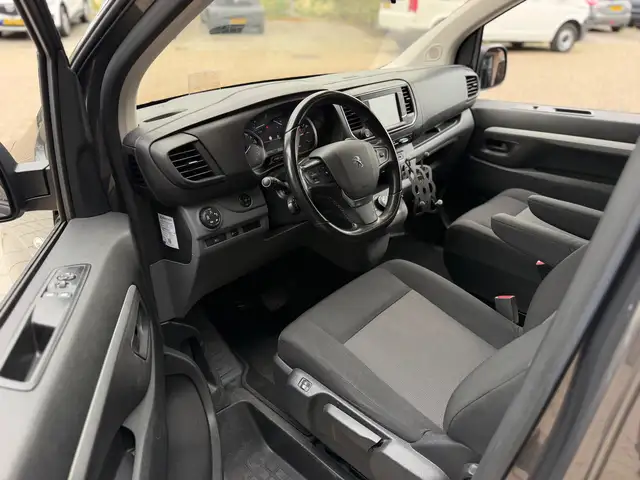 Peugeot Expert view 24