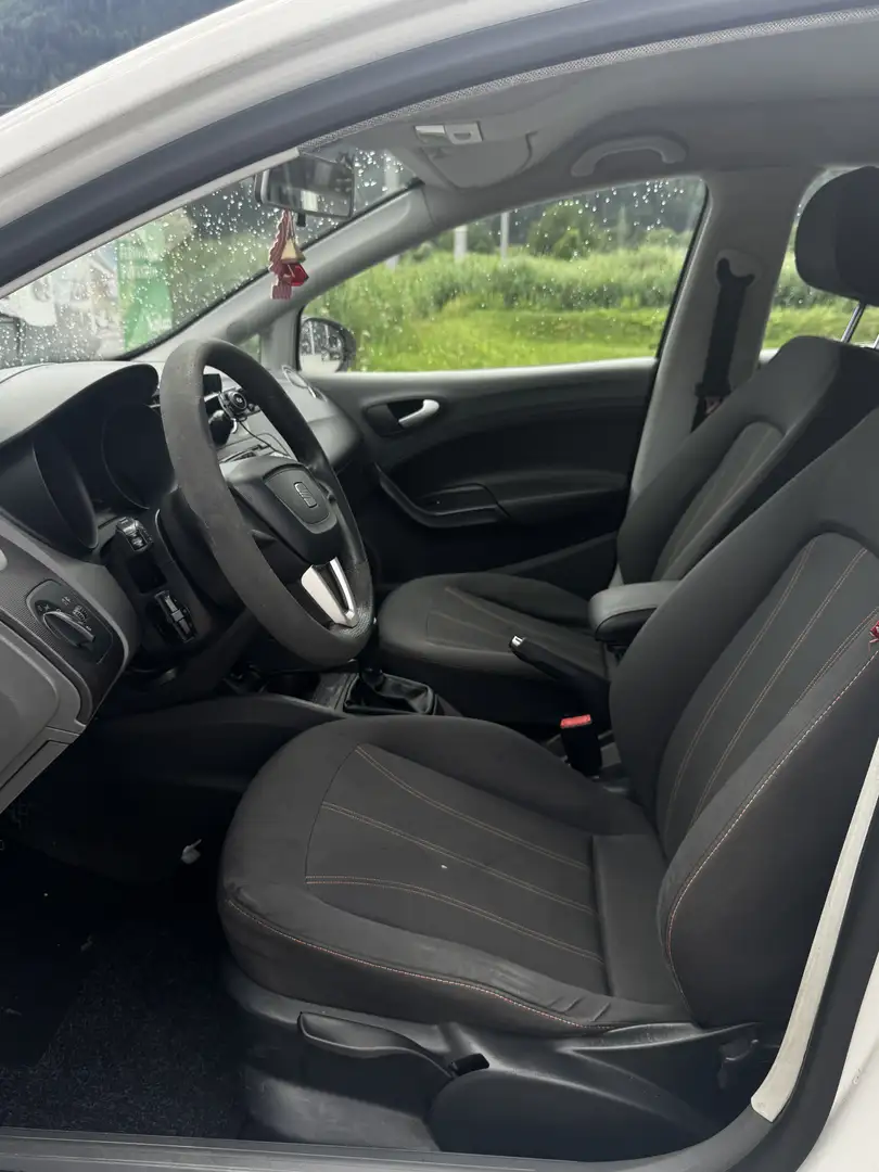 SEAT Ibiza ST Reference 1,2 MIT PICKERL - 1