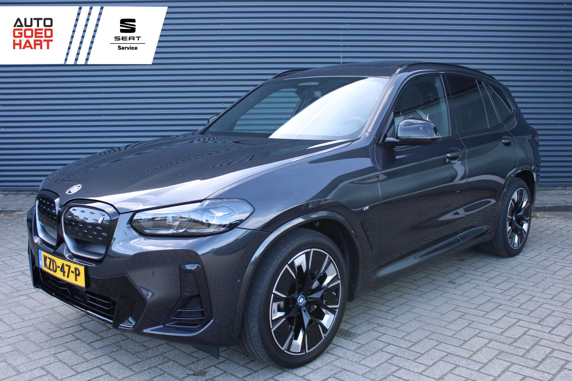 BMW iX3