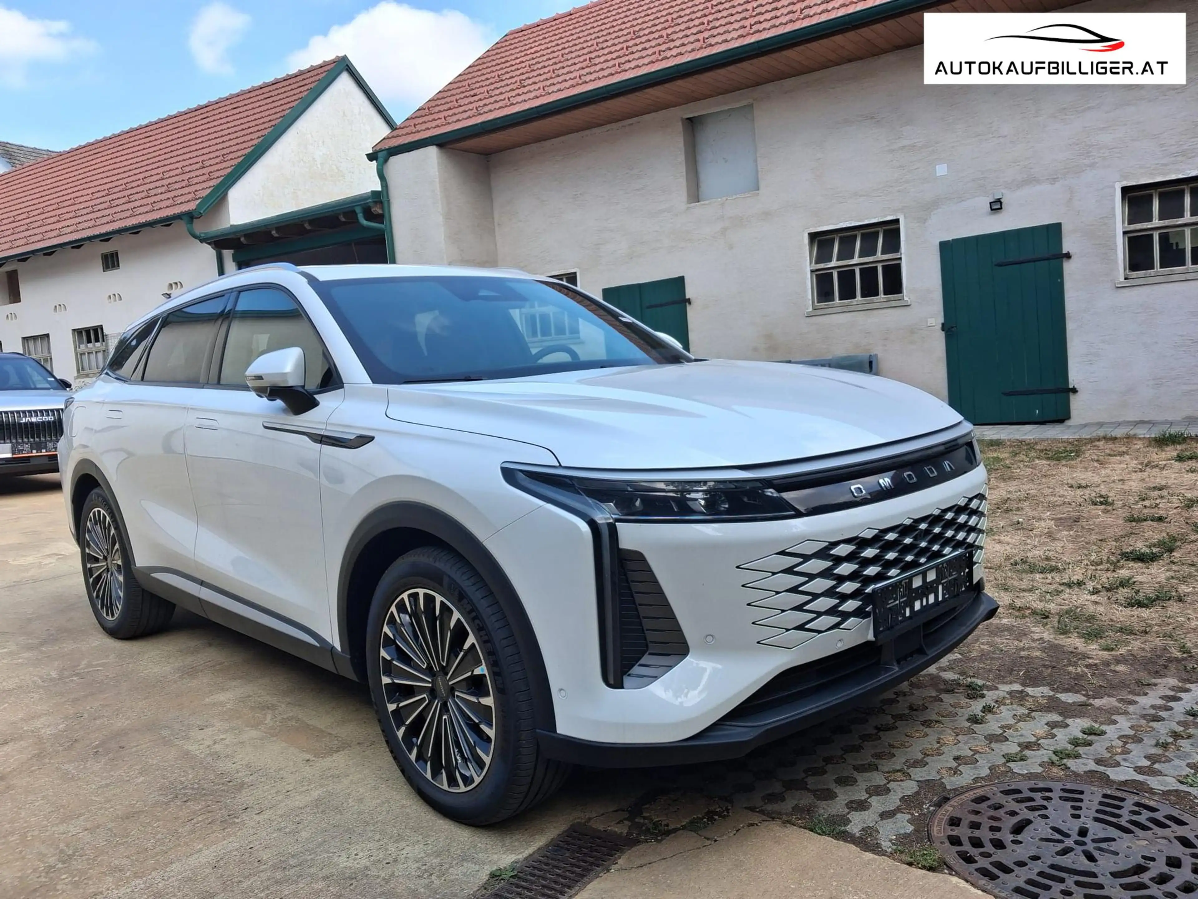 Omoda 9 1.5 PHEV Premium Line — photo 3