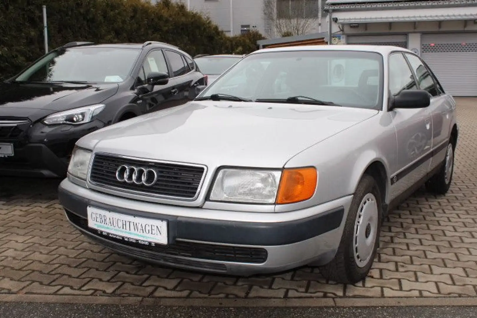 Audi 100 2.3 E  G-Kat Automatik Silver - 1