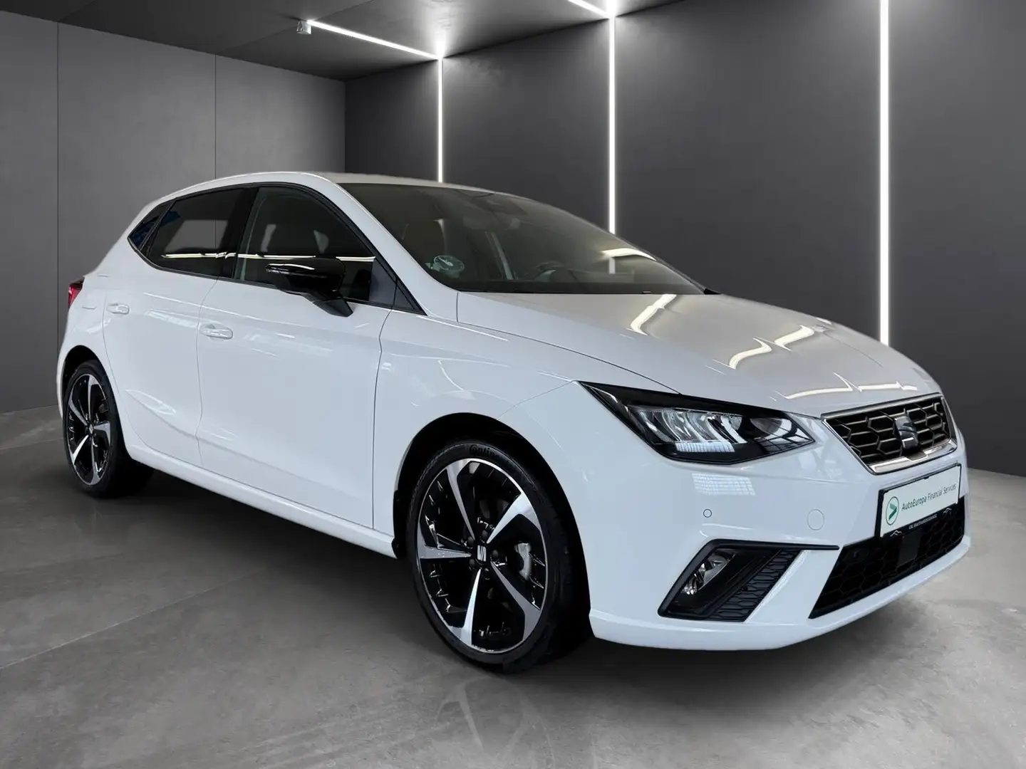SEAT Ibiza FR Line 1.0 TSI DSG, Voll LED, Keyless 18 Zoll Blanco - 2