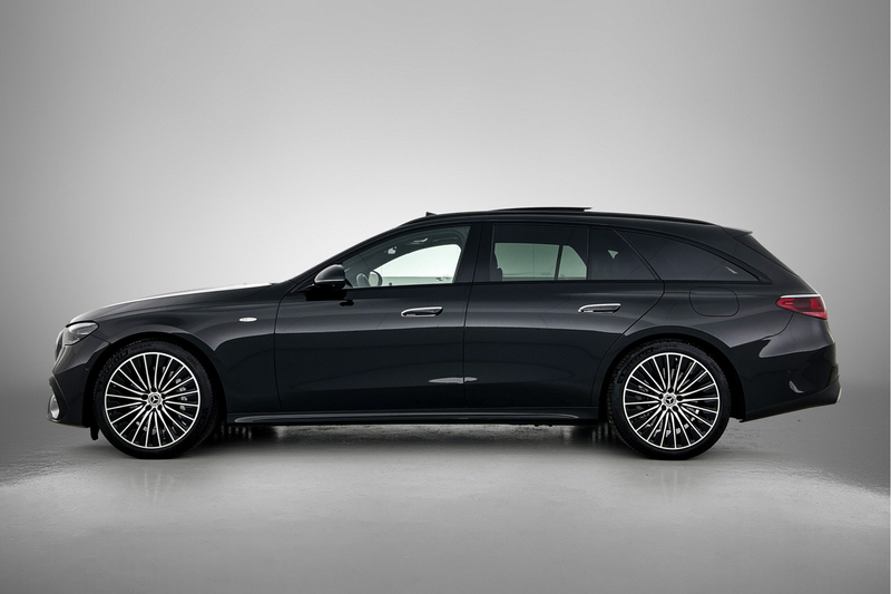 Mercedes-Benz E 300 Estate e Sport Edition | AMG Line | Panorama dak | — photo 3